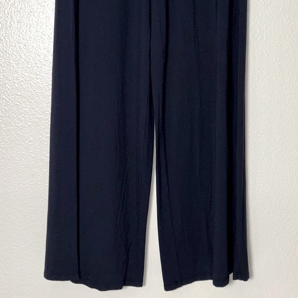 Eileen Fisher Navy Wide Leg Pants 95% viscose 5% Elastane. - Picture 4 of 16